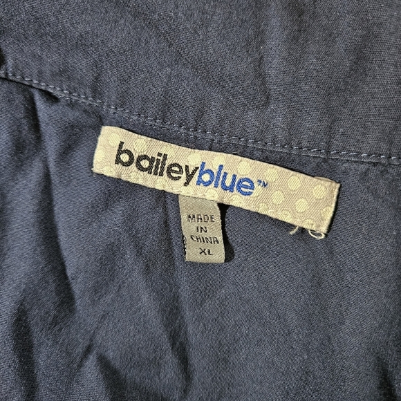 Bailey Blue Juniors Sleevless Collard Button Up Dress, Navy/Multicolor, XL - Picture 6 of 10